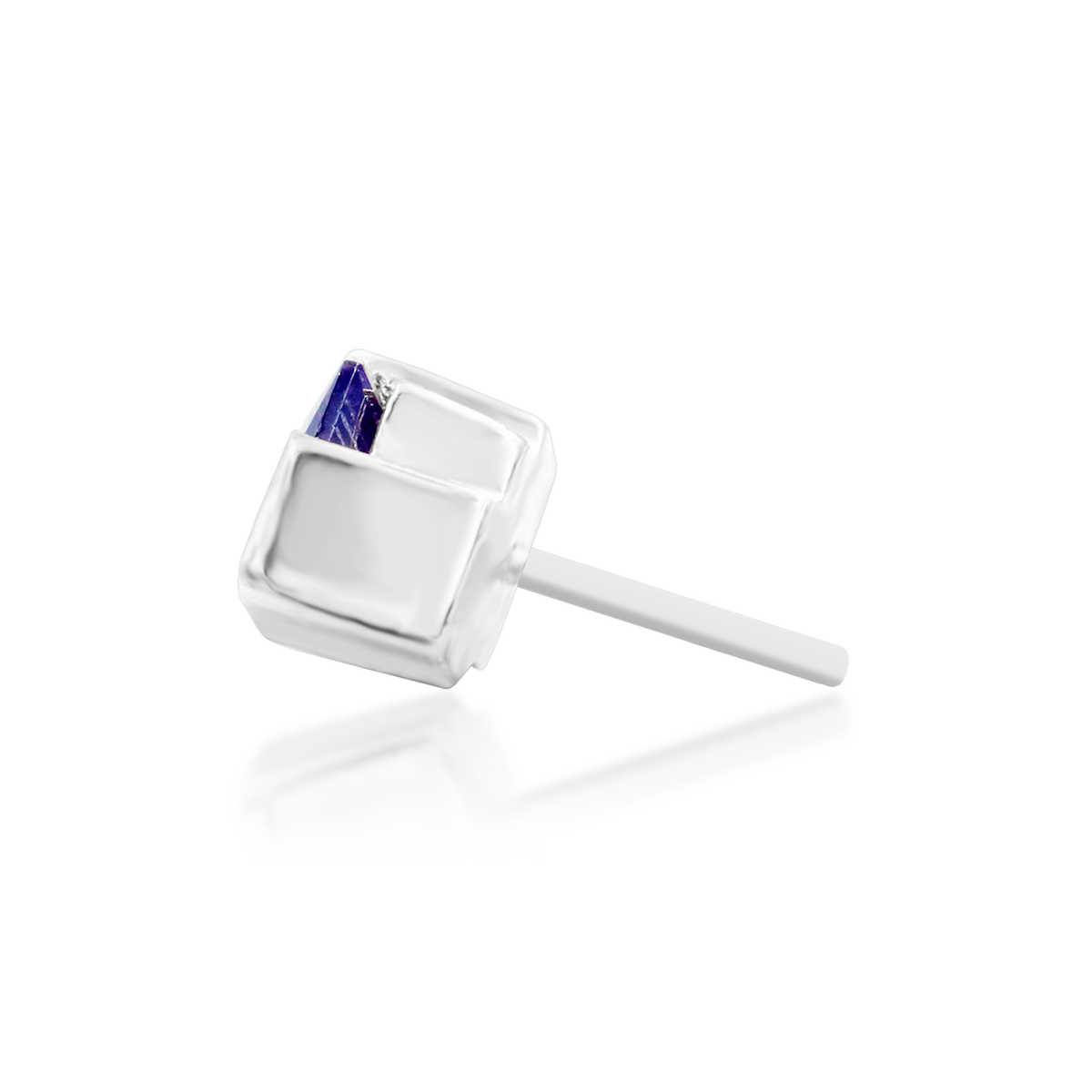 14ct white gold threadless Jolan Amethyst end, Loughborough Origins Body Art