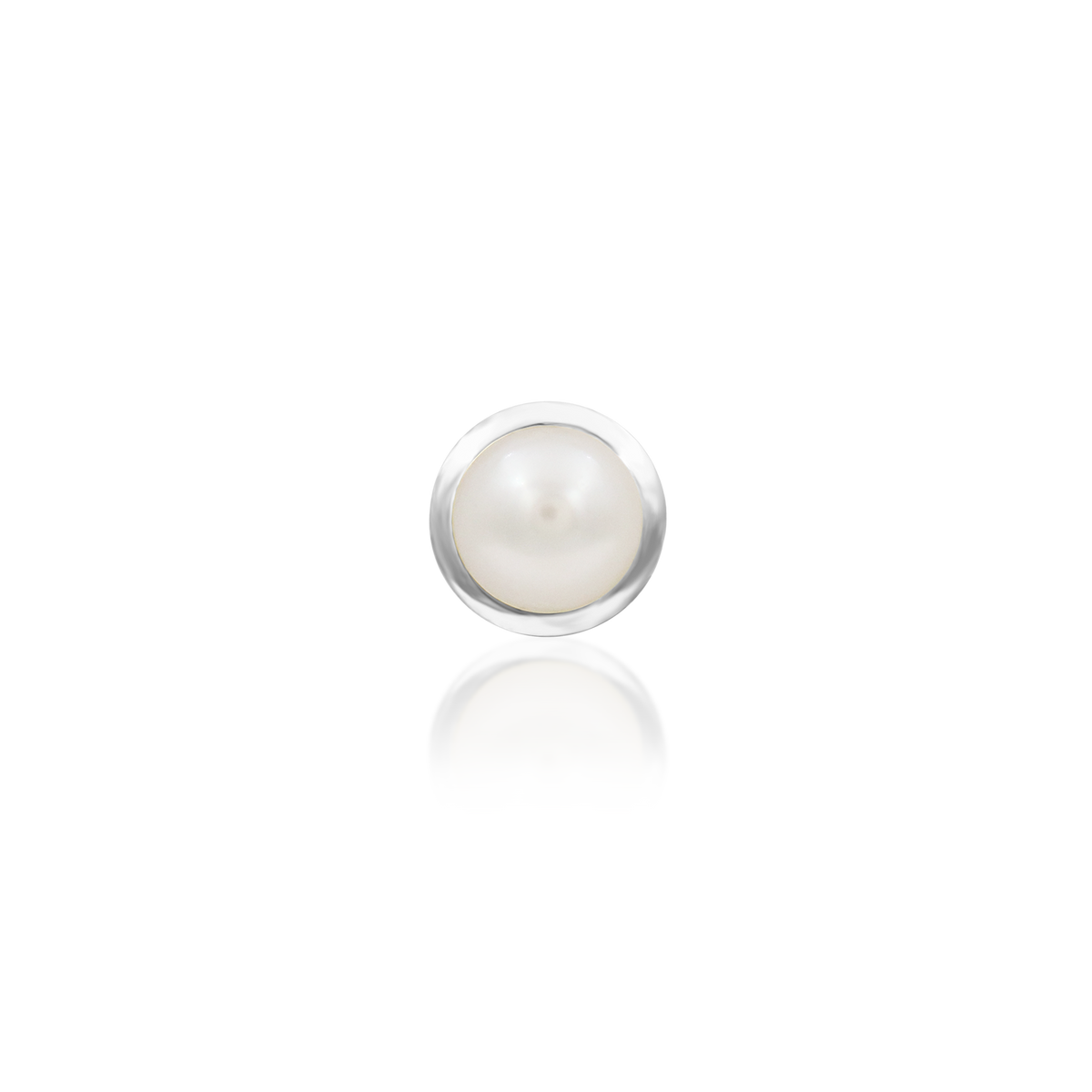 14ct white gold threadless Lacey end, Loughborough Origins Body Art
