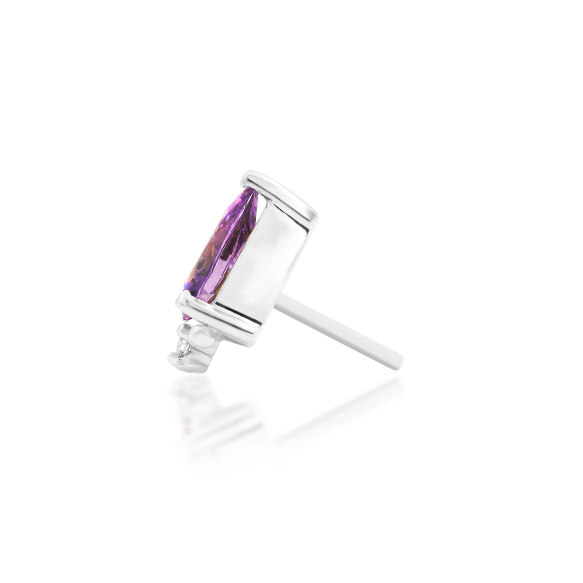 14ct white gold threadless Gracie Amethyst end, Loughborough Origins Body Art